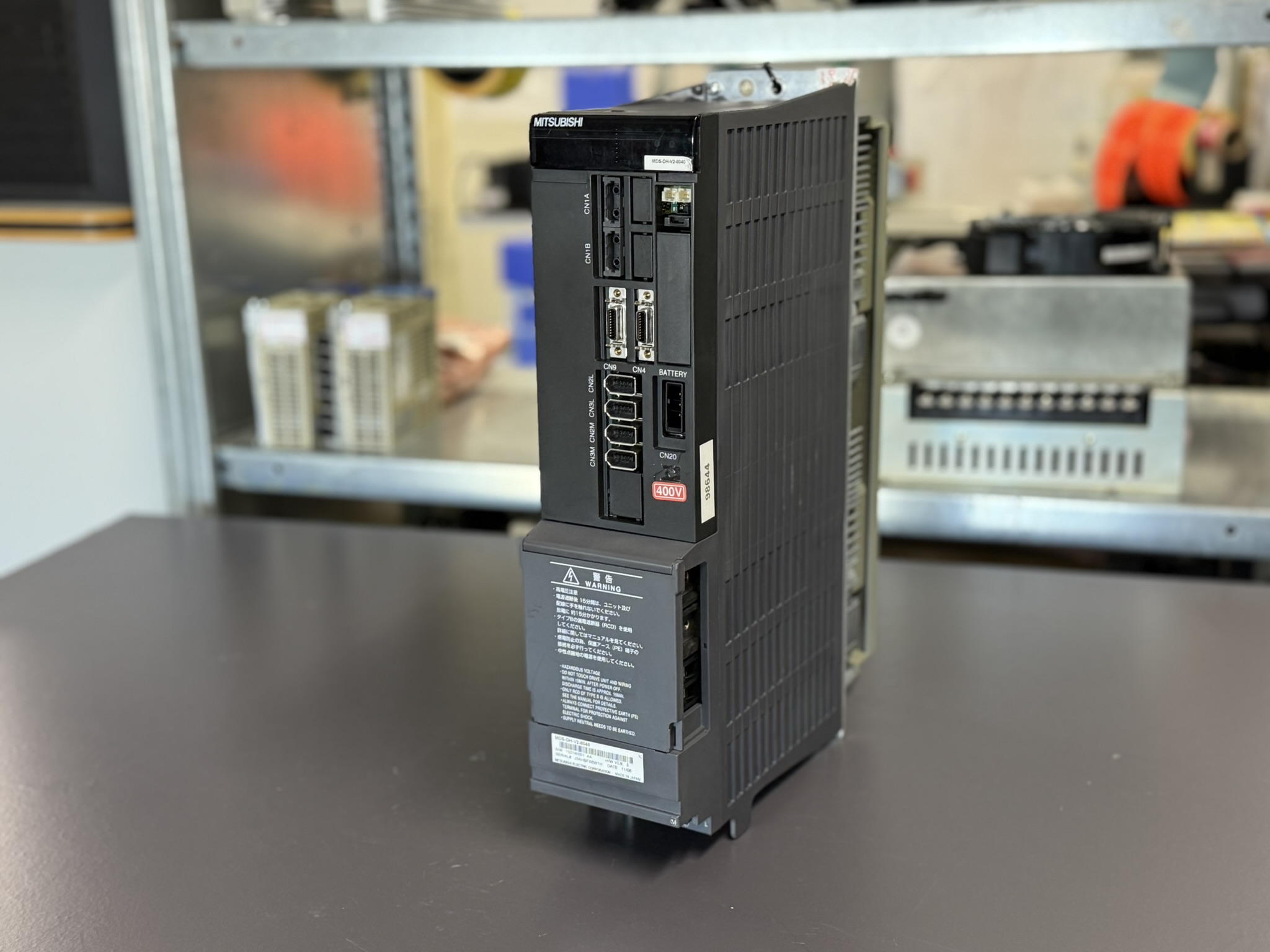 Mitsubishi Servo Drive Unit MDS-DH-V2-8040 Ansicht 1