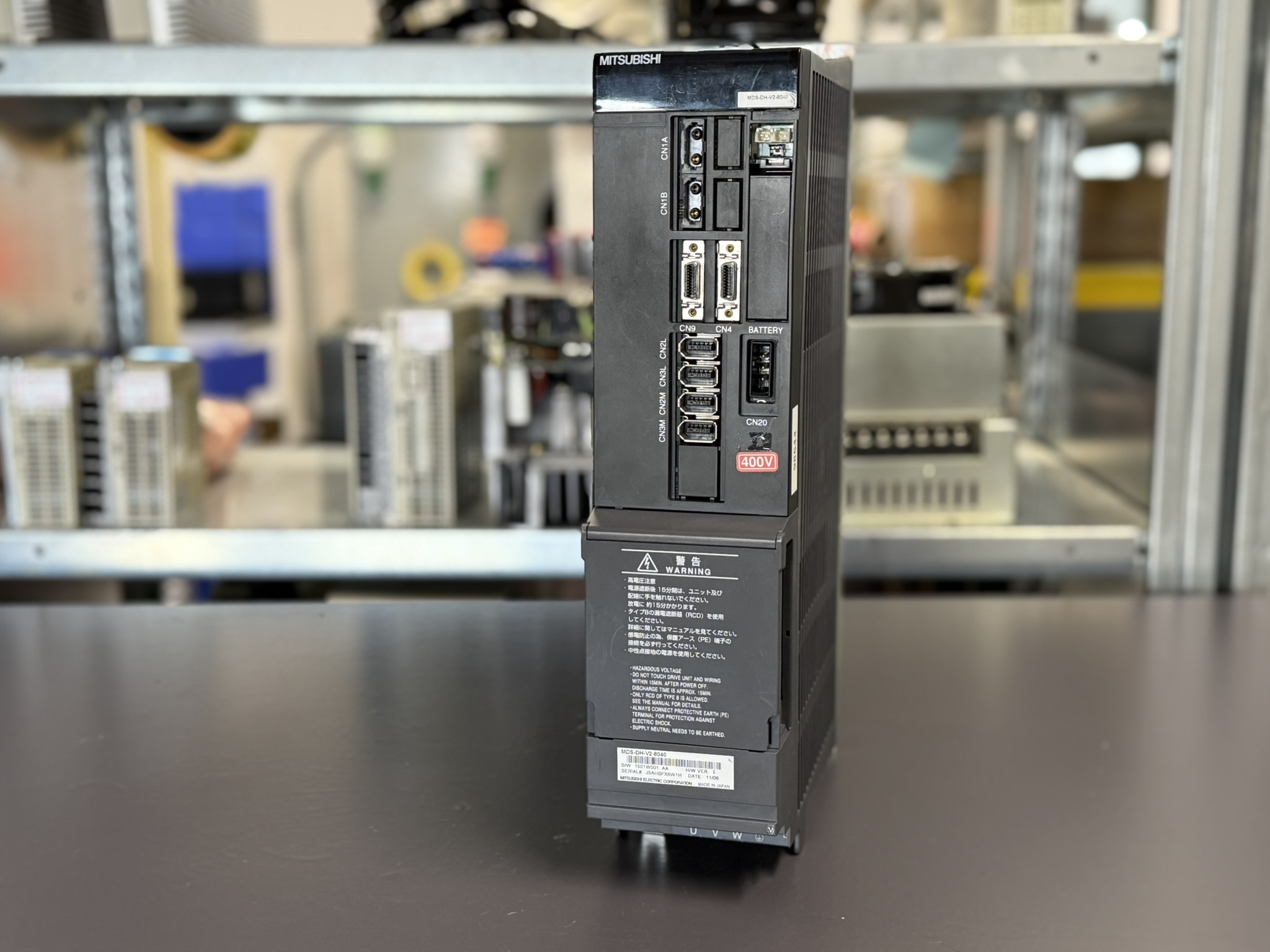 Mitsubishi Servo Drive Unit MDS-DH-V2-8040 Ansicht vorne