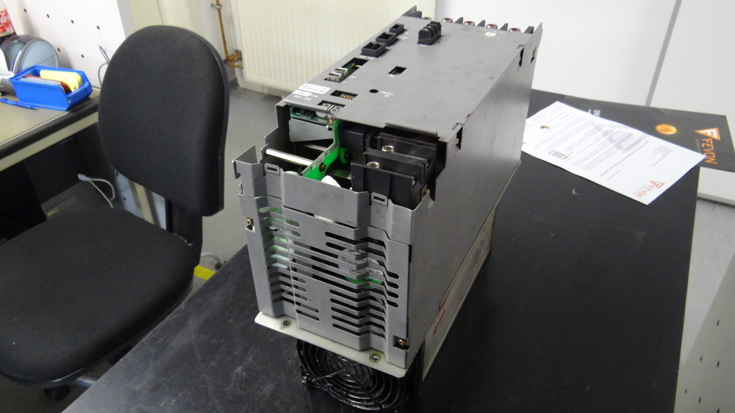 Okuma Power Supply MPS30 or 1006-2202 vor der Reparatur