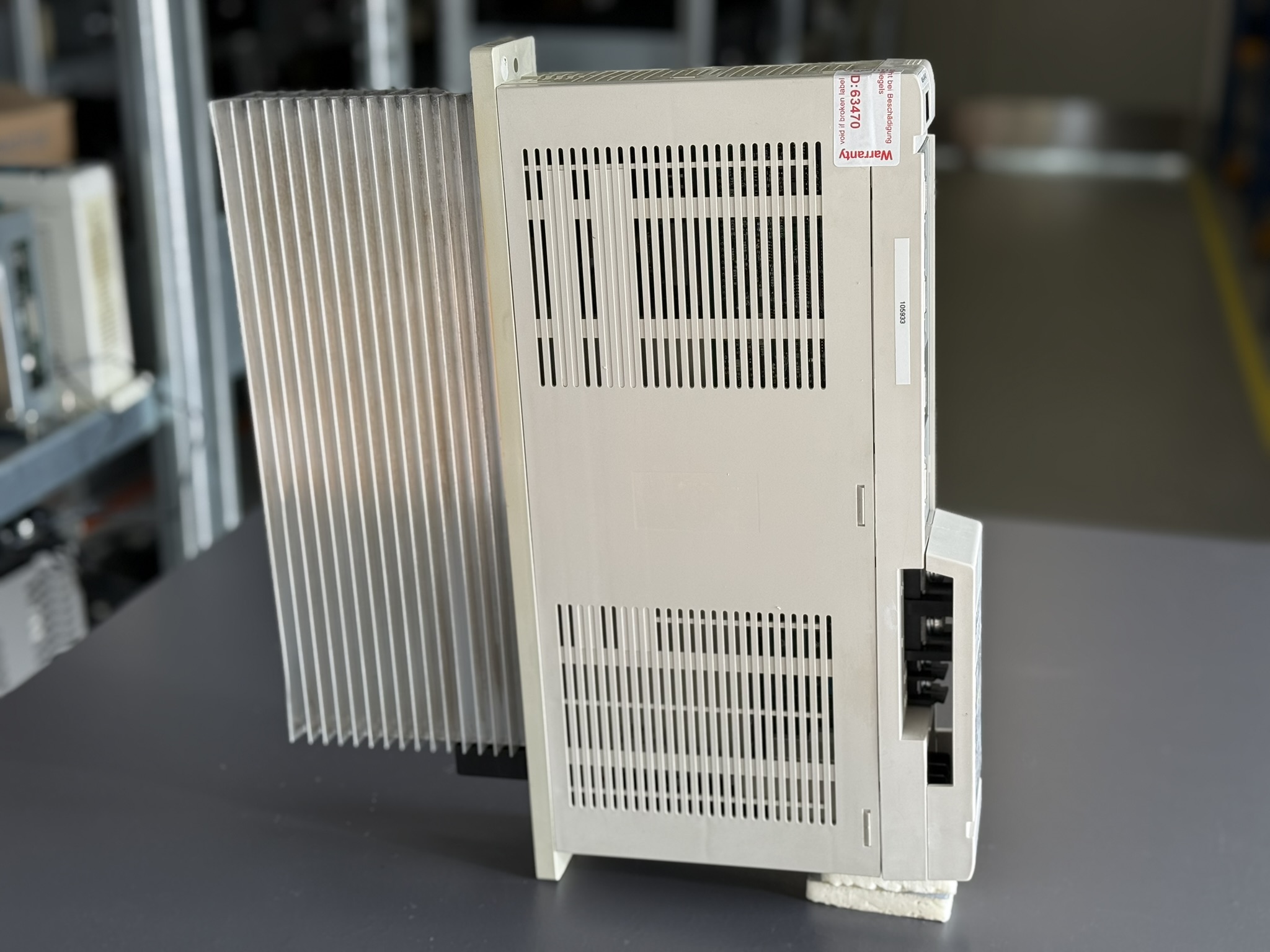 Mitsubishi MDS-B-SP-37 Spindle Drive Unit Seite 2