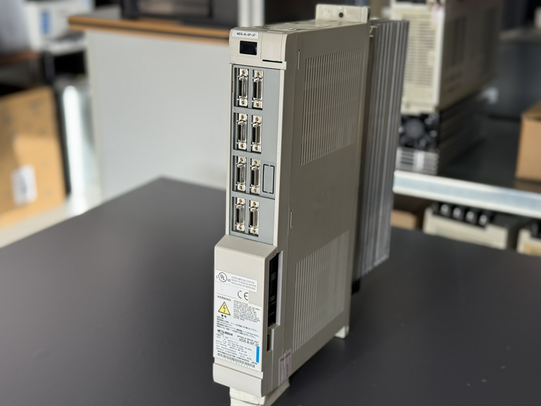 Mitsubishi MDS-B-SP-37 Spindle Drive Unit Seite 3