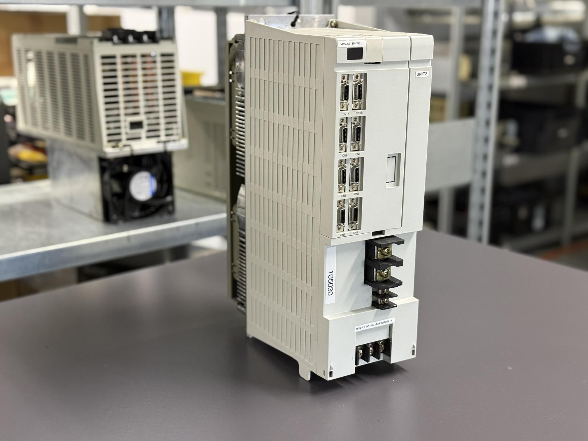 Mitsubishi MDS-C1-SP-185 Spindle Drive Unit Seite 1