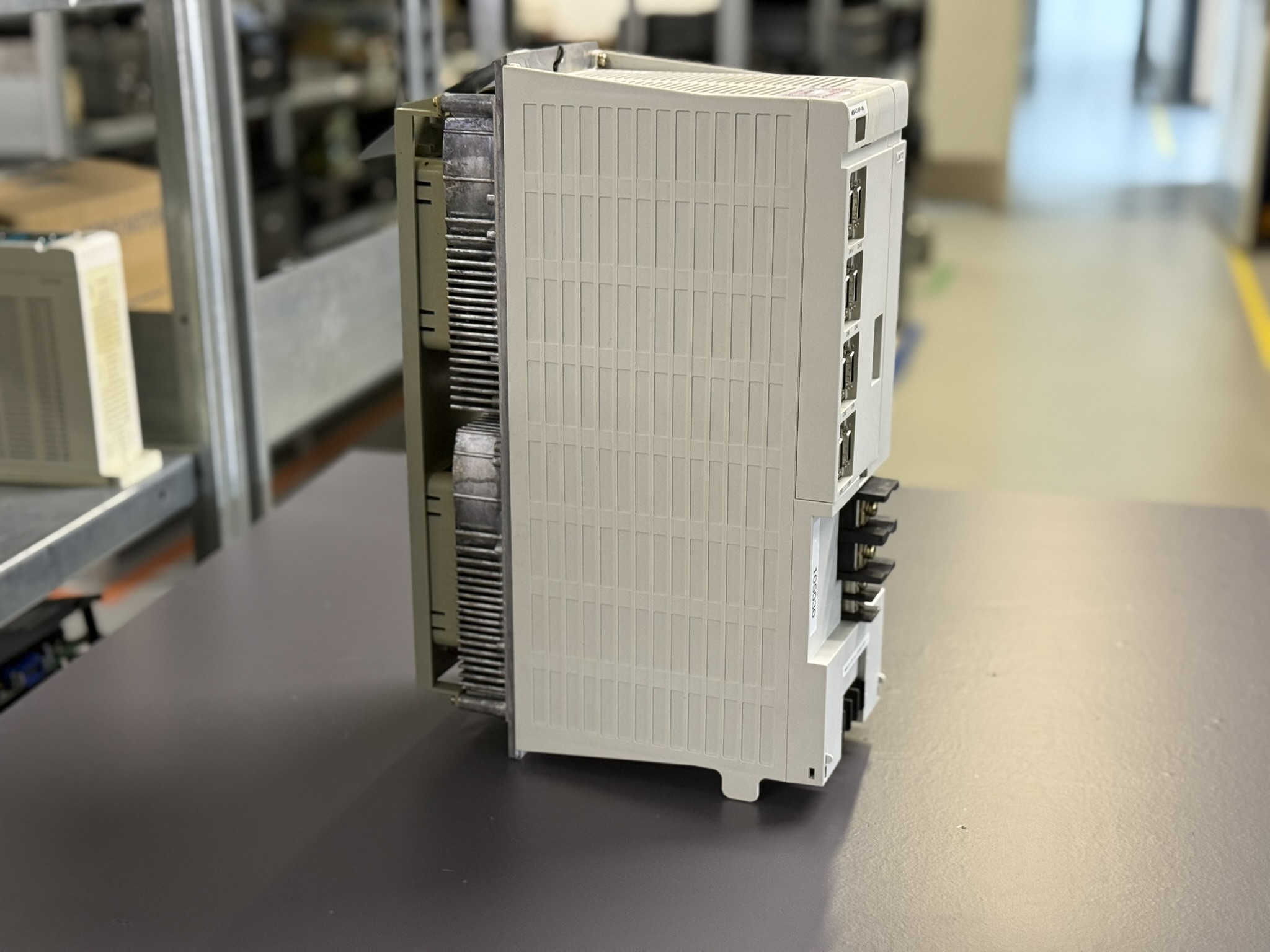 Mitsubishi MDS-C1-SP-185 Spindle Drive Unit Seite 2