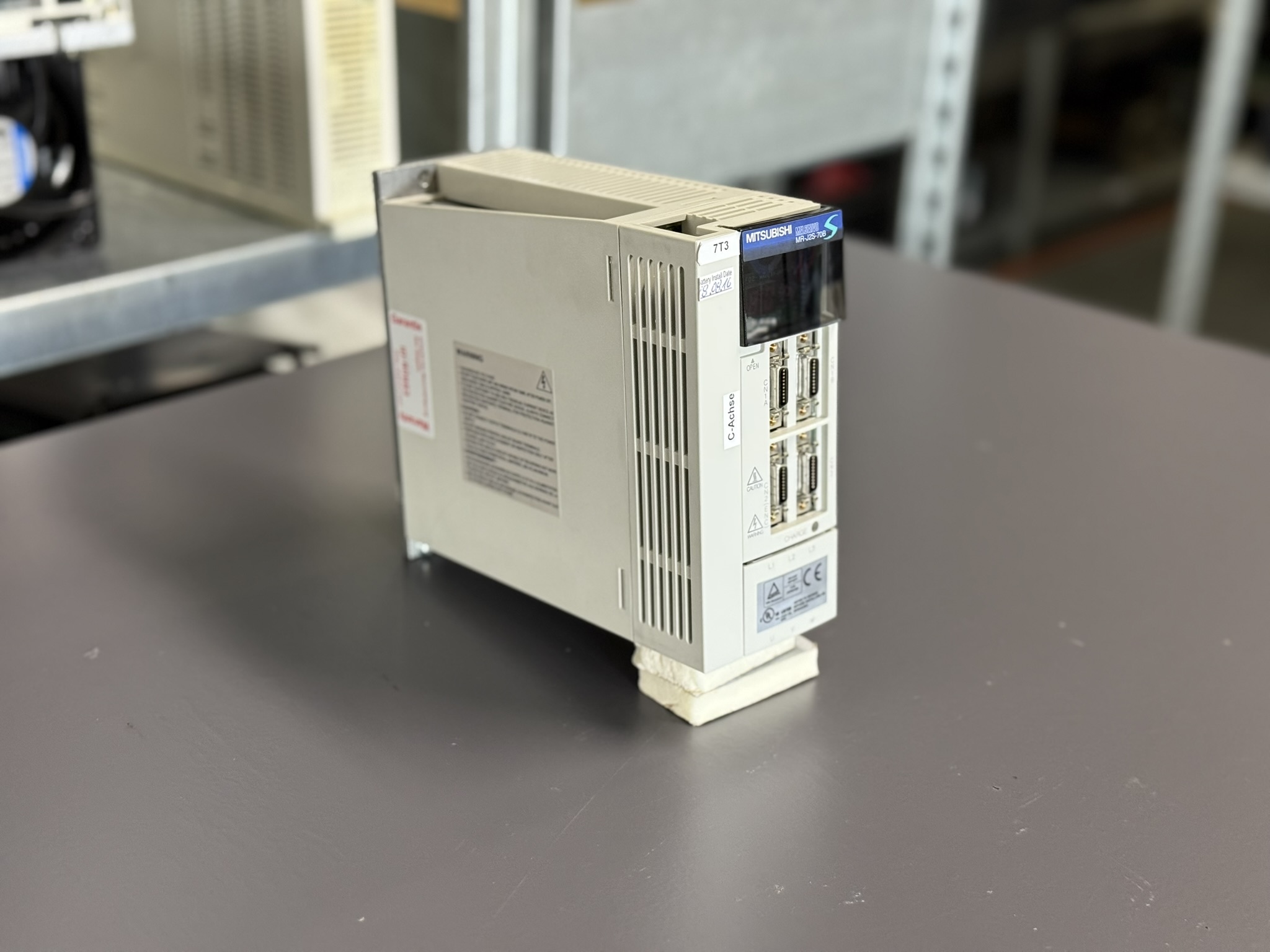 Mitsubishi MR-J2S-70B Servo Drive Unit Seite 3