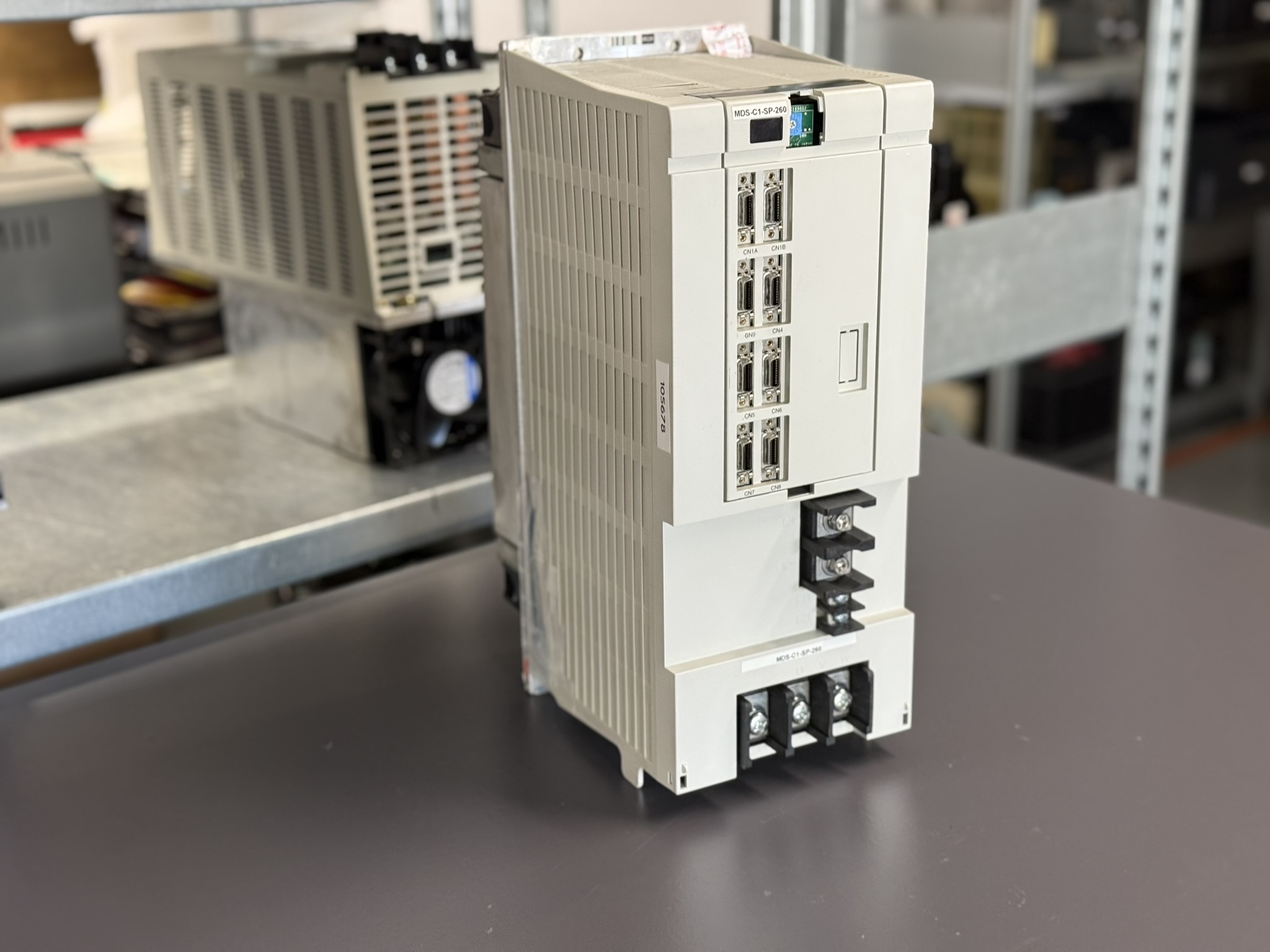 Mitsubishi Spindle Drive Unit MDS-C1-SP-260 Seite 1