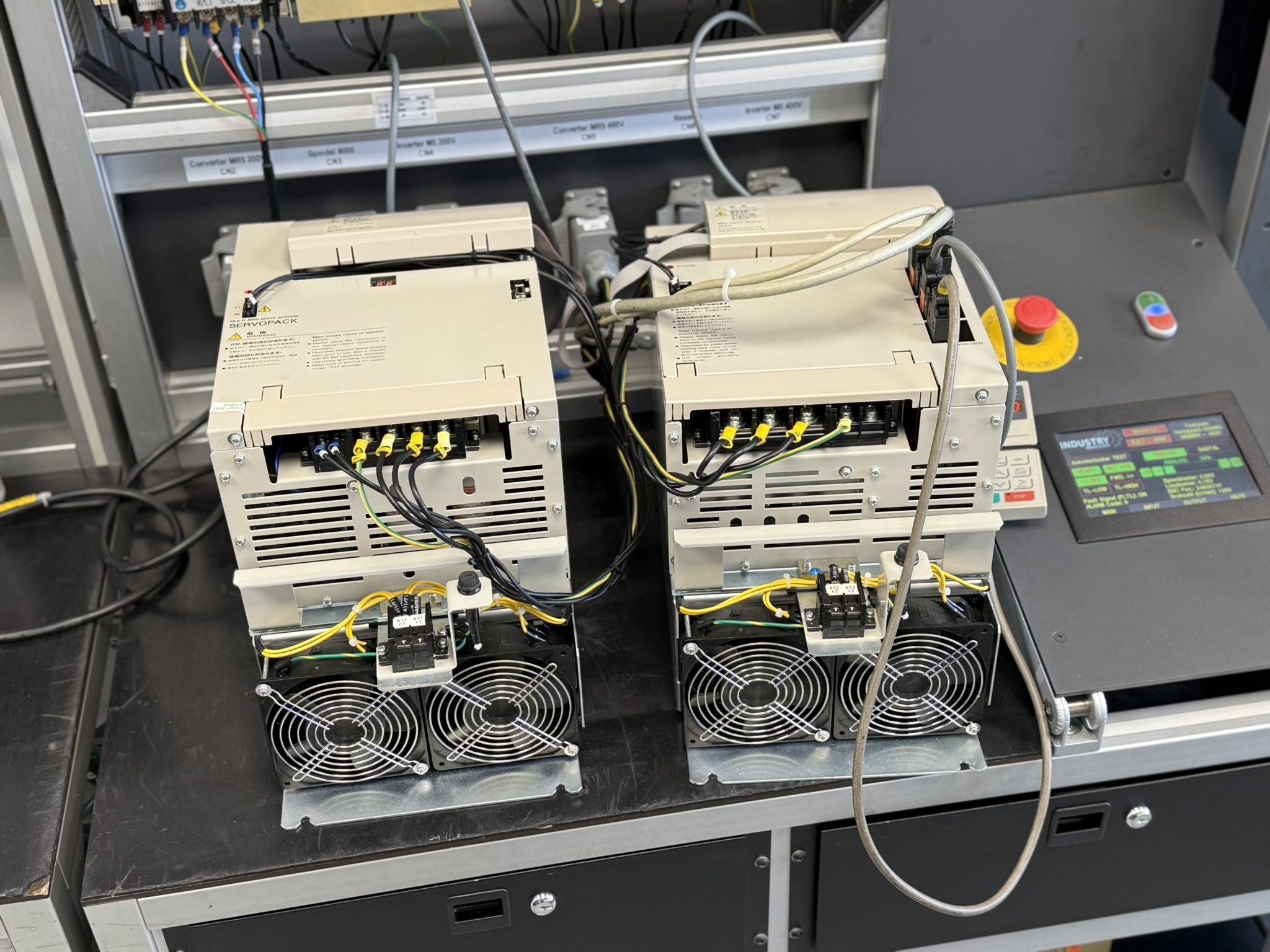 Yaskawa Converter VS-656 MR5 CIMR-MR5N4037 Yaskawa Inverter VS-626M5 CIMR-M5A40370-XXXX