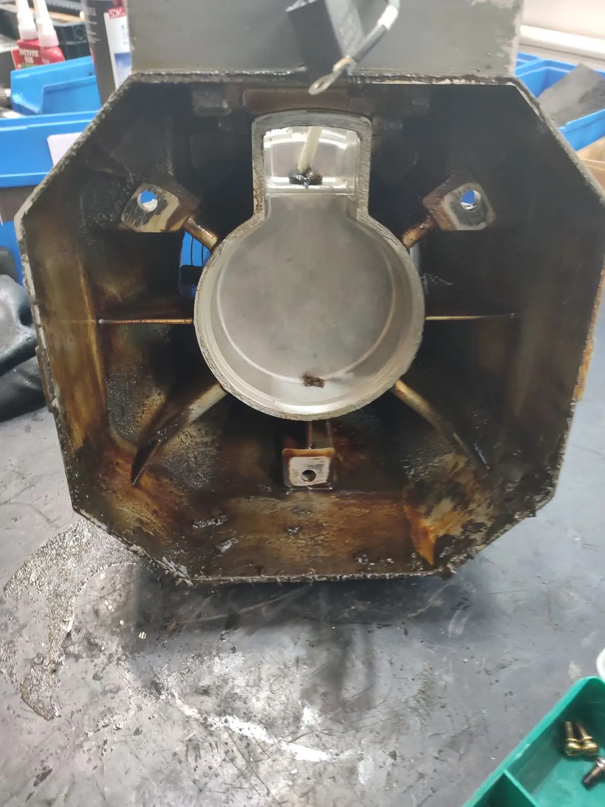 Mitsubishi Spindelmotor SJ-11XW8Z before the repair