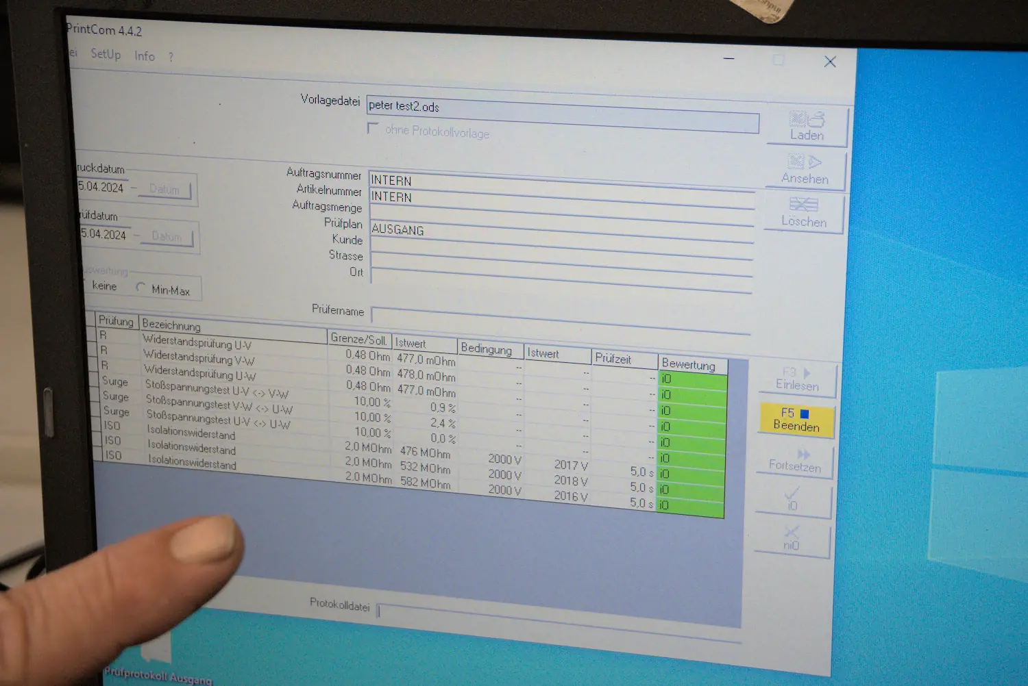 Measurement of motor bias voltage and recording in a test protocol.